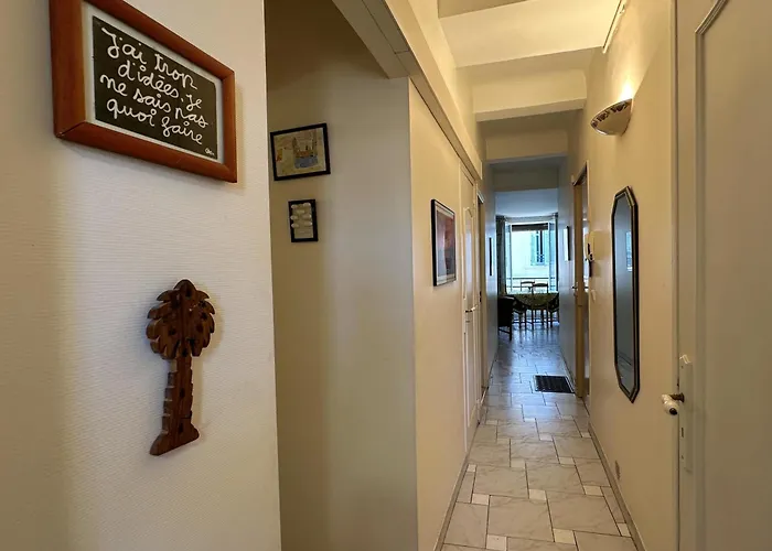 Daire Provencal Charm, Croisette & Palais Steps Away