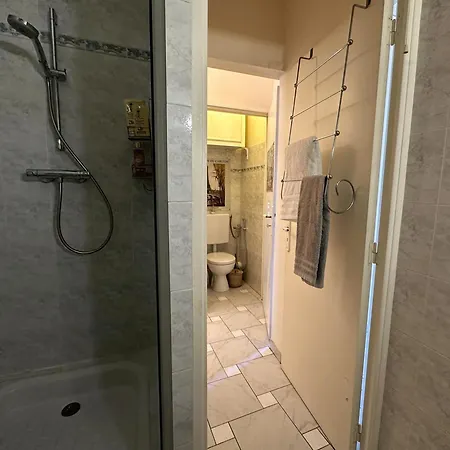 Provencal Apartment - Walk To Beach And Palais